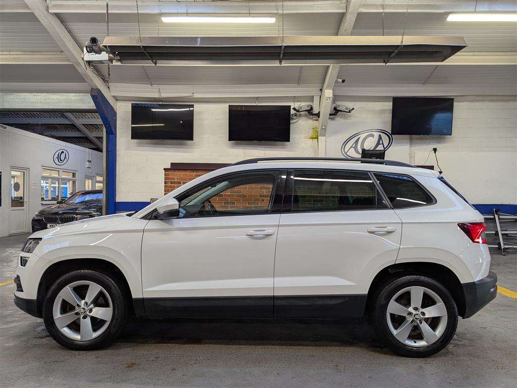 <p>2019 SKODA KAROQ SE TSI</p>