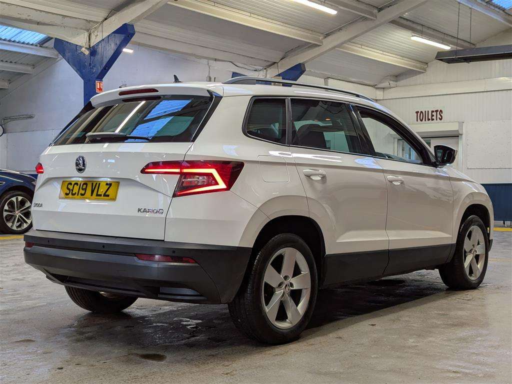 <p>2019 SKODA KAROQ SE TSI</p>
