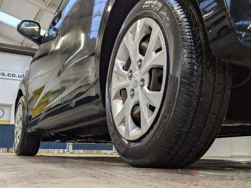 <p>2014 HYUNDAI I10 SE</p>