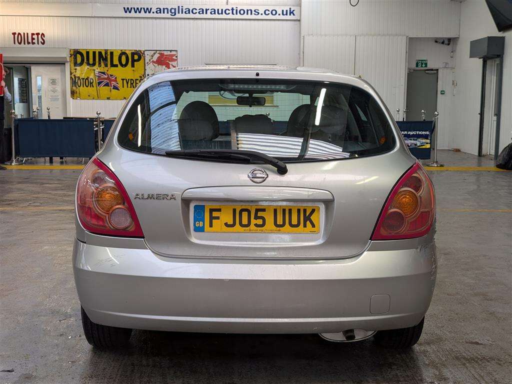 <p>2005 NISSAN ALMERA S</p>