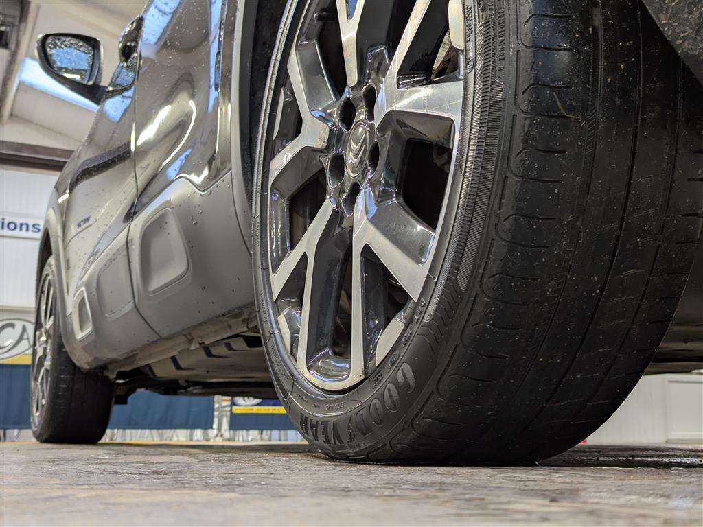 <p>2019 CITROEN C5 AIRCROSS FLAIR + P-TEC</p>