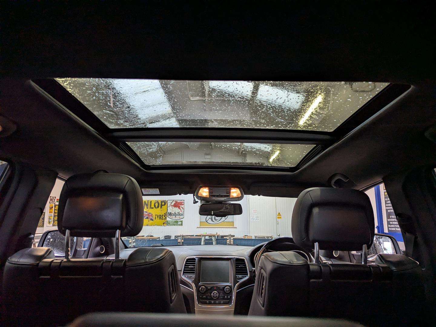 <p>2014 JEEP GRAND CHEROKEE SUMMIT CRD</p>