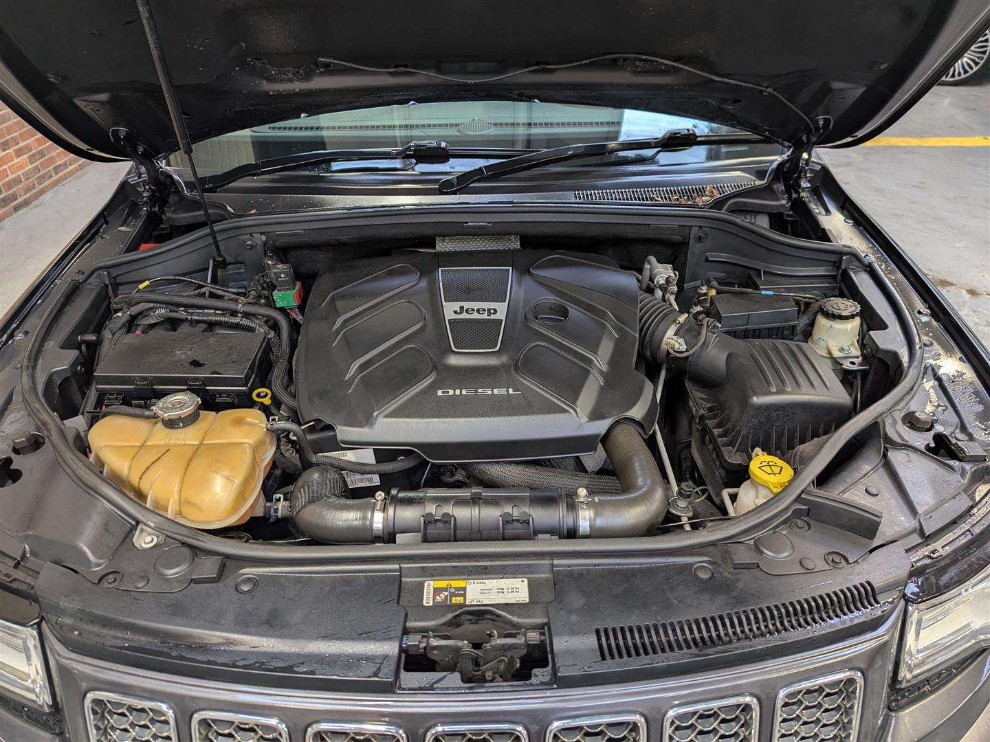 <p>2014 JEEP GRAND CHEROKEE SUMMIT CRD</p>