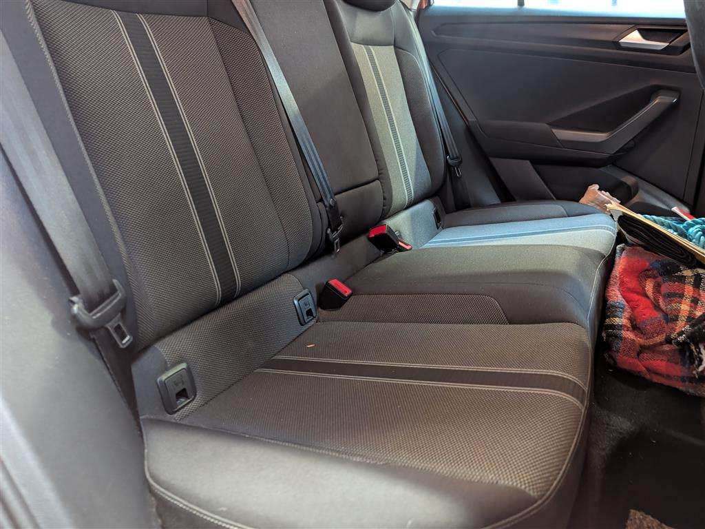 <p>2018 VOLKSWAGEN T-ROC SE TSI</p>