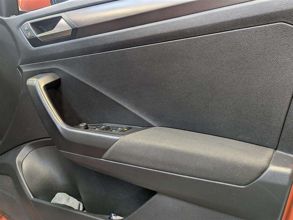 <p>2018 VOLKSWAGEN T-ROC SE TSI</p>