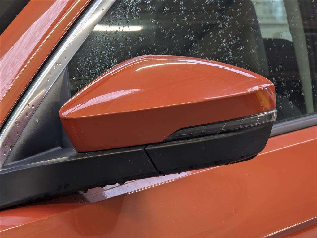 <p>2018 VOLKSWAGEN T-ROC SE TSI</p>