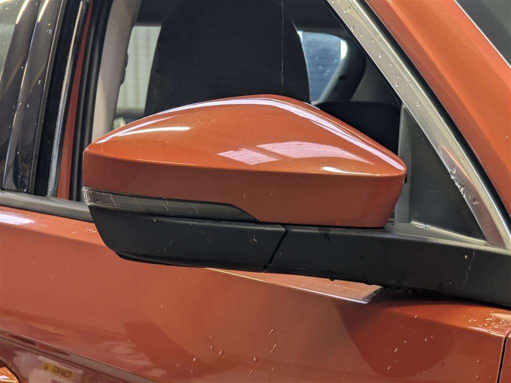 <p>2018 VOLKSWAGEN T-ROC SE TSI</p>