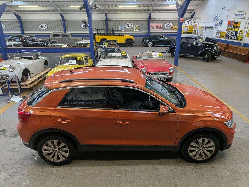 <p>2018 VOLKSWAGEN T-ROC SE TSI</p>