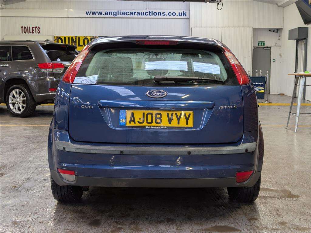 <p>2008 FORD FOCUS STYLE</p>