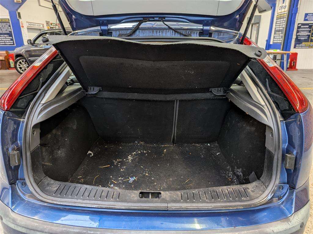 <p>2008 FORD FOCUS STYLE</p>