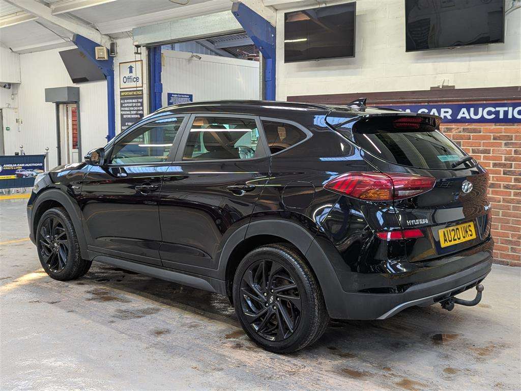 <p>2020 HYUNDAI TUCSON N LNE 48V MHEV CRD</p>