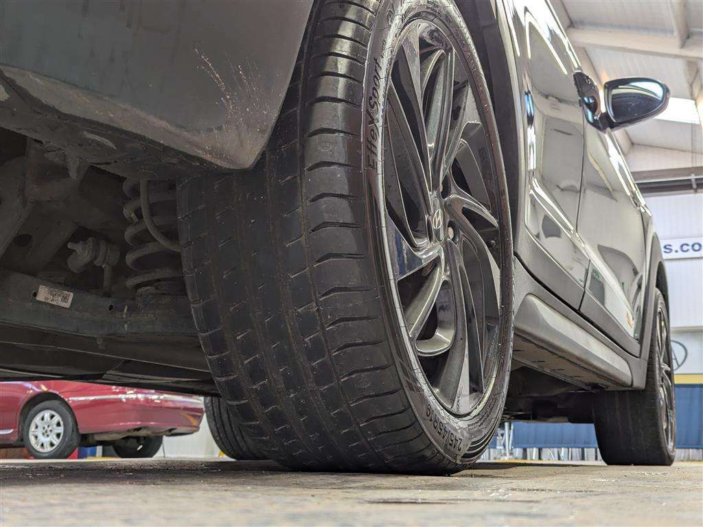 <p>2020 HYUNDAI TUCSON N LNE 48V MHEV CRD</p>