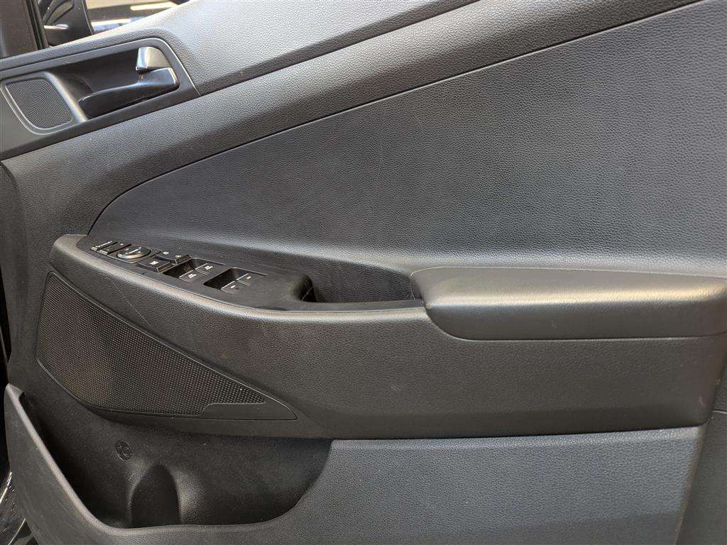 <p>2020 HYUNDAI TUCSON N LNE 48V MHEV CRD</p>