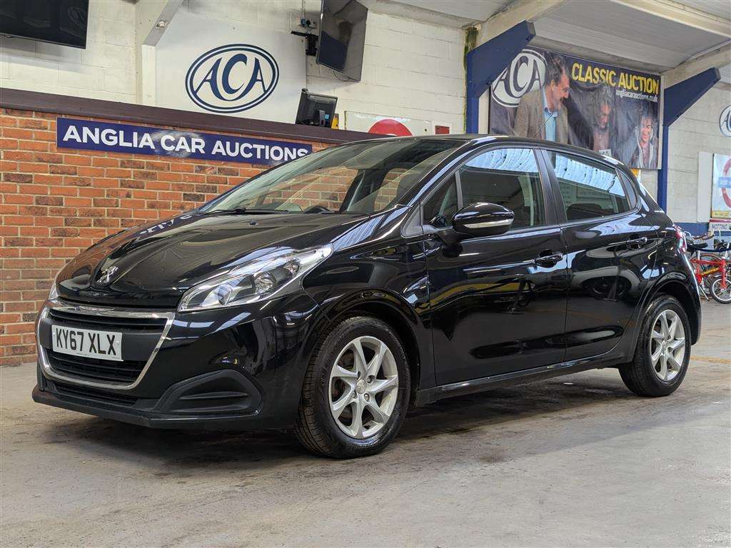 <p>2017 PEUGEOT 208 ACTIVE BLUE HDI S/S</p>