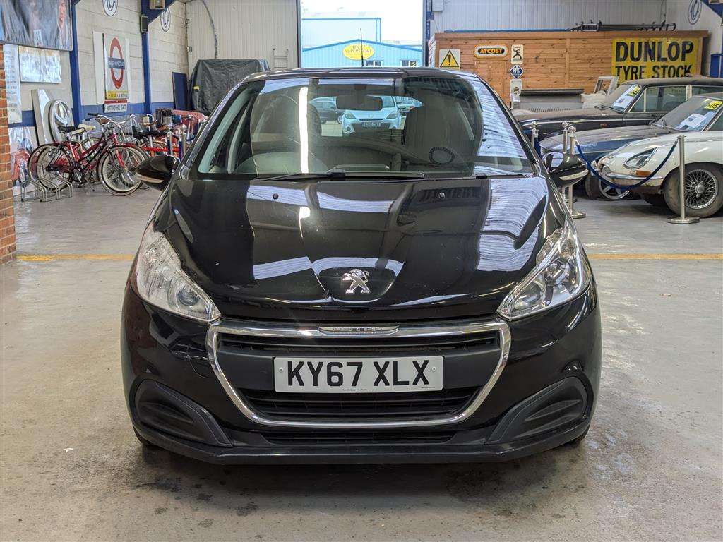 <p>2017 PEUGEOT 208 ACTIVE BLUE HDI S/S</p>