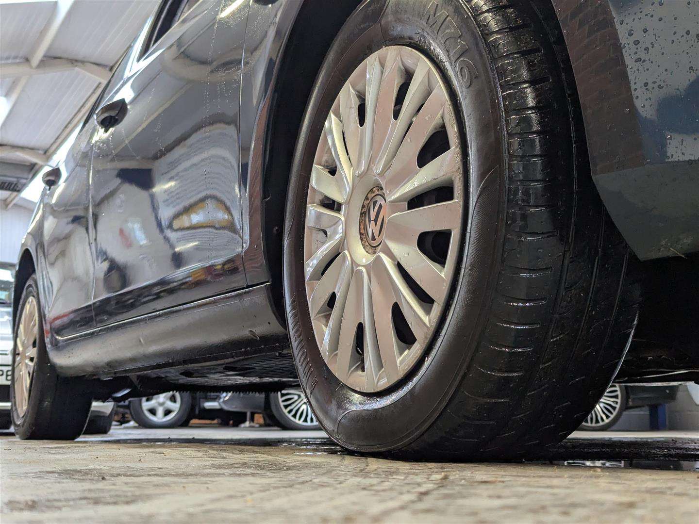 <p>2012 VOLKSWAGEN GOLF S TDI</p>