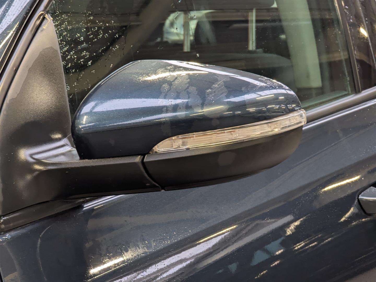 <p>2012 VOLKSWAGEN GOLF S TDI</p>