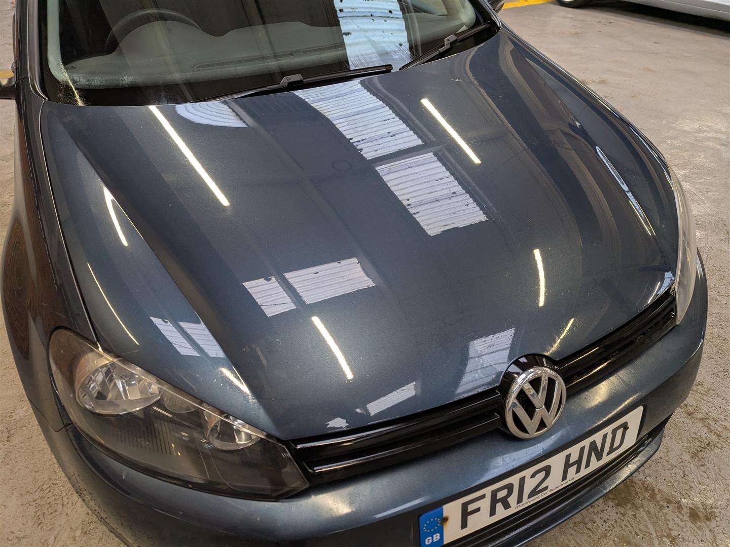 <p>2012 VOLKSWAGEN GOLF S TDI</p>