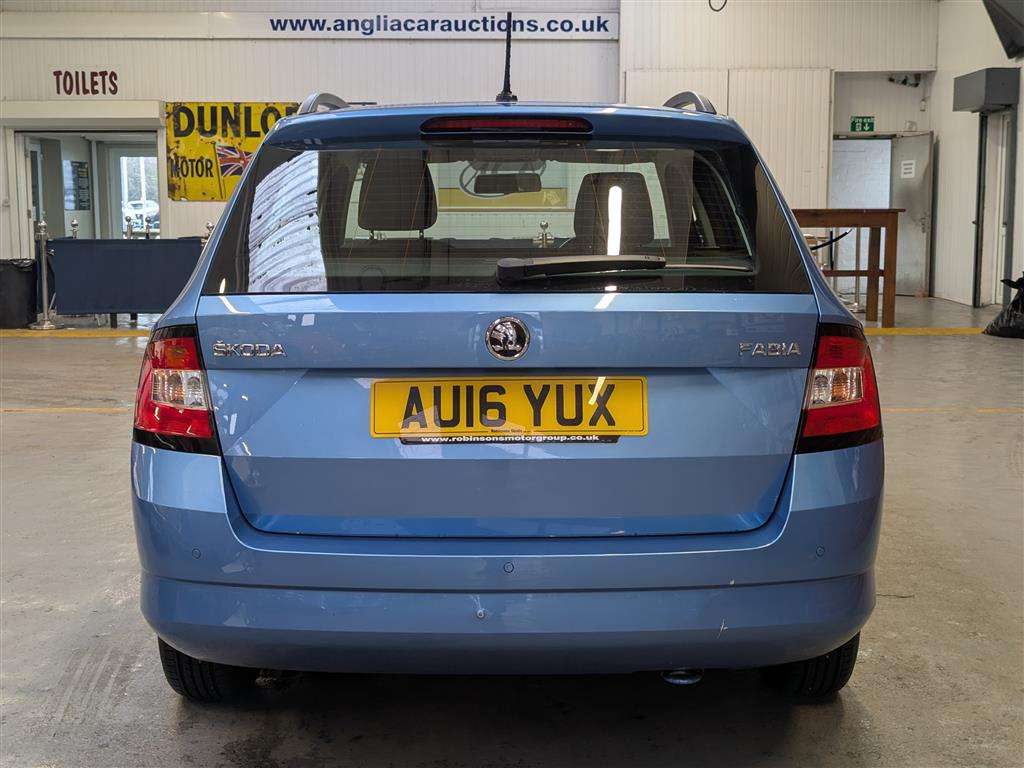 <p>2016 SKODA FABIA SE TSI S-A</p>