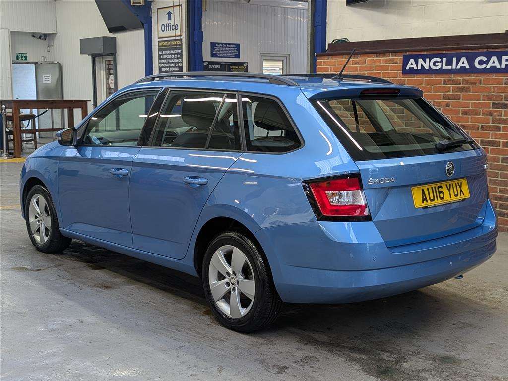 <p>2016 SKODA FABIA SE TSI S-A</p>