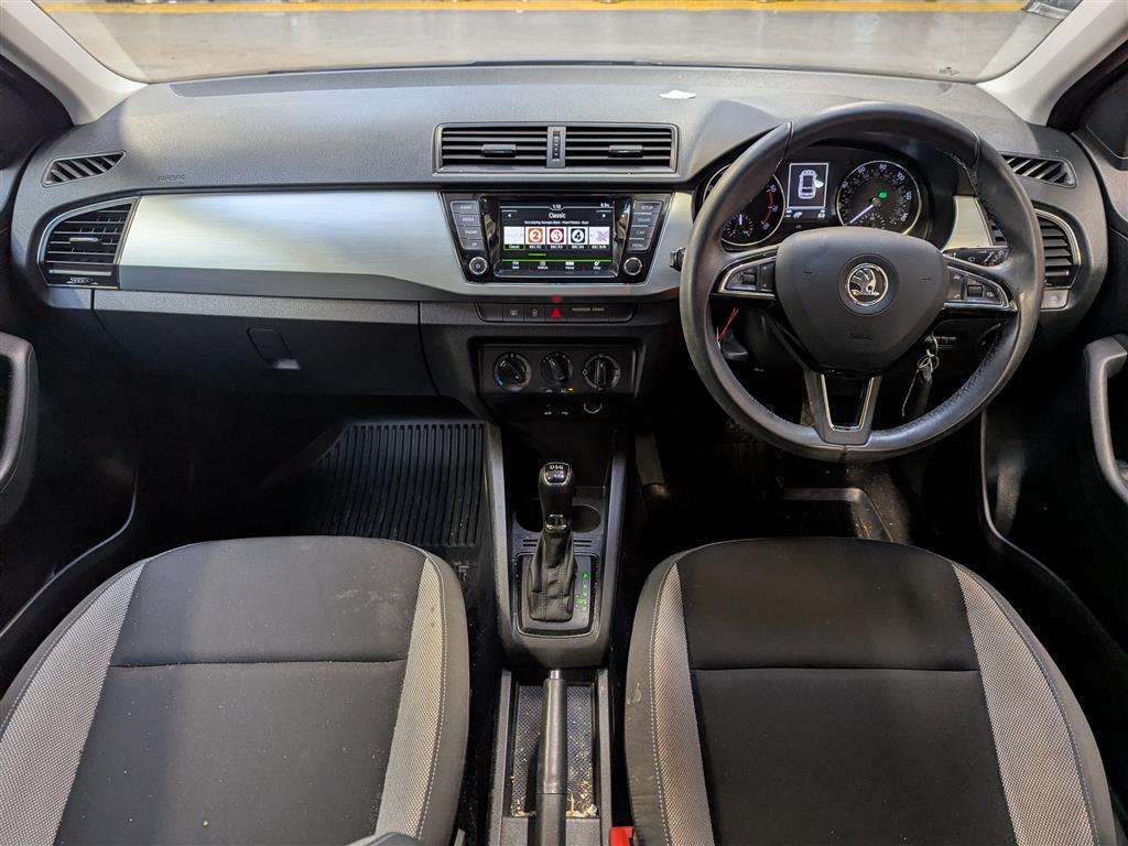 <p>2016 SKODA FABIA SE TSI S-A</p>