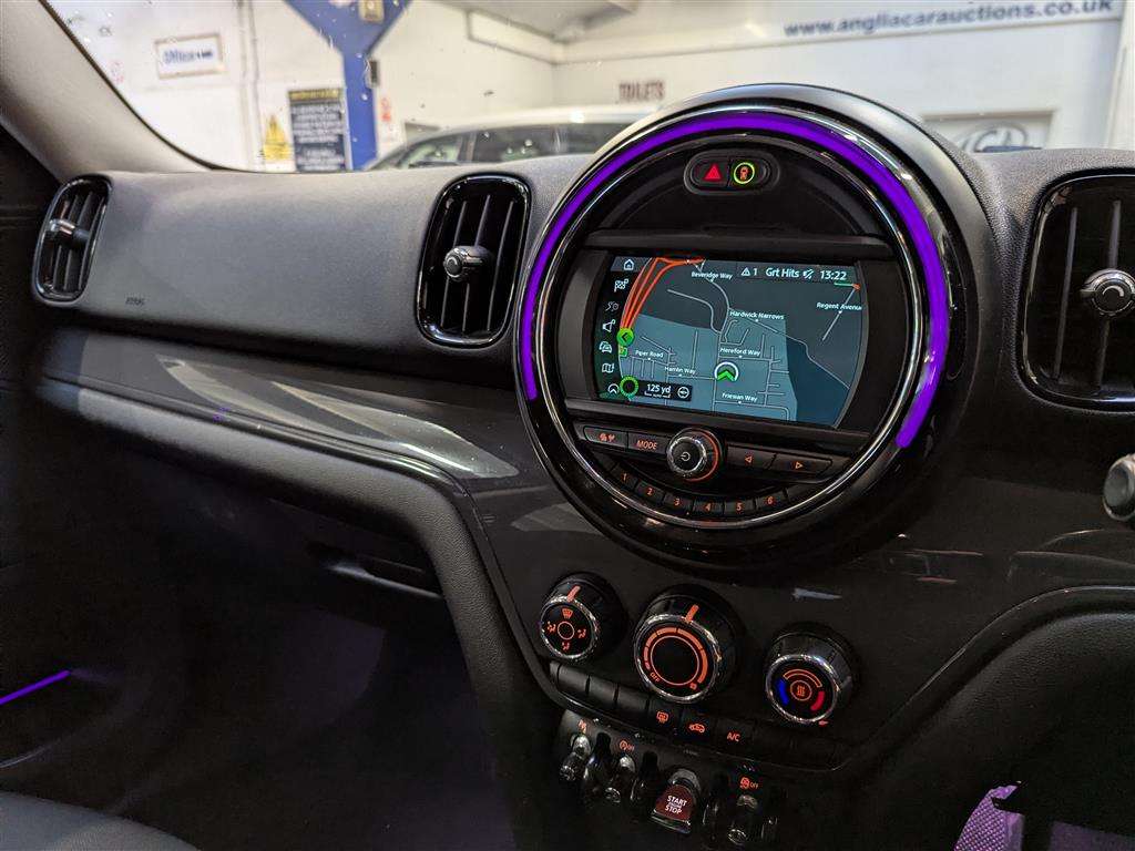 <p>2018 MINI COUNTRYMAN COOPER D ALL4</p>