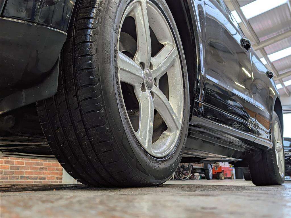 <p>2011 AUDI Q5 S LINE TDI QUATTRO A</p>