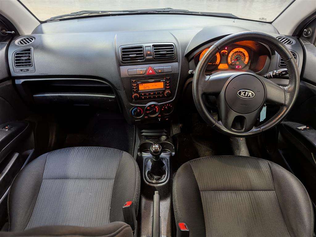 <p>2010 KIA PICANTO 2</p>