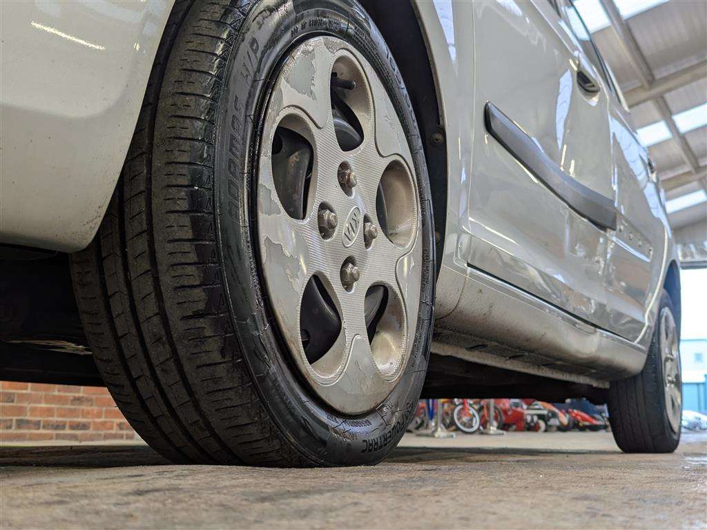 <p>2010 KIA PICANTO 2</p>