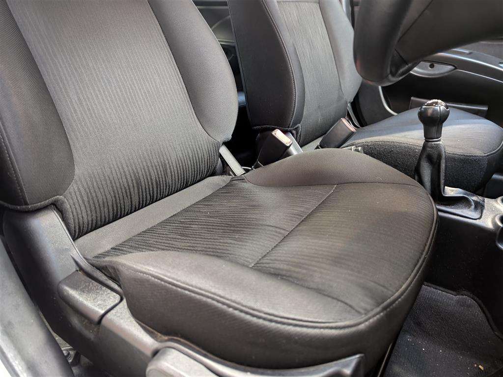 <p>2010 KIA PICANTO 2</p>