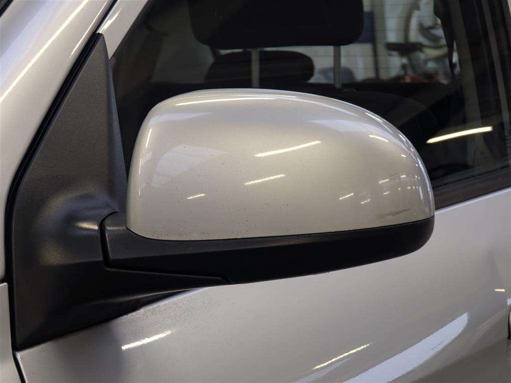 <p>2010 KIA PICANTO 2</p>