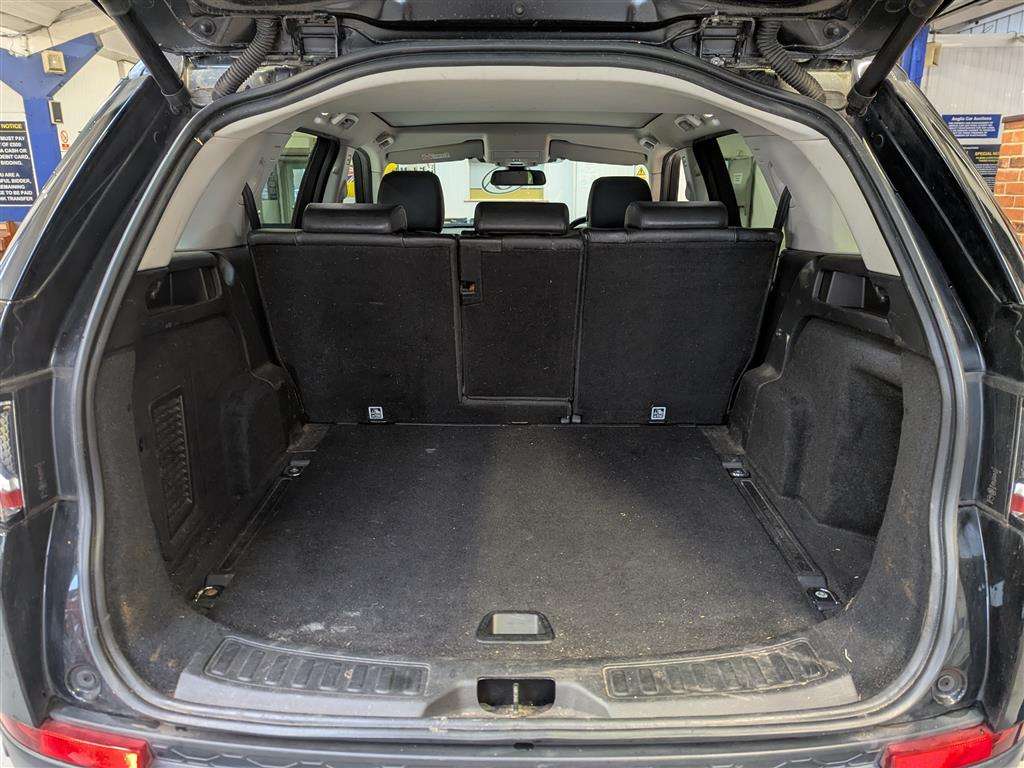 <p>2017 LAND ROVER DISCOVERY SPORT HSE ED4</p>