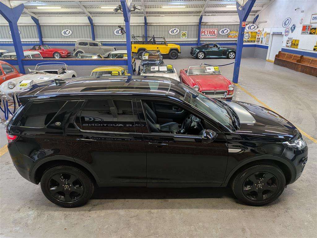 <p>2017 LAND ROVER DISCOVERY SPORT HSE ED4</p>