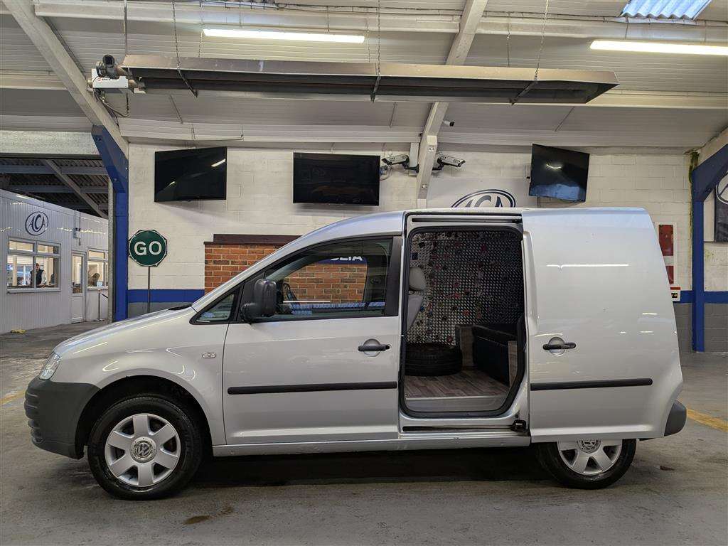 <p>2006 VOLKSWAGEN CADDY C20 TDI S-A</p>