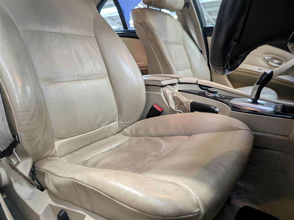 <p>2009 BMW 520D SE BUS EDITION AUTO</p>