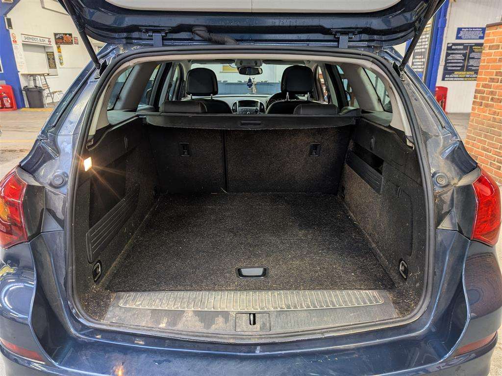 <p>2012 VAUXHALL ASTRA SE CDTI ECOFLEX 123</p>