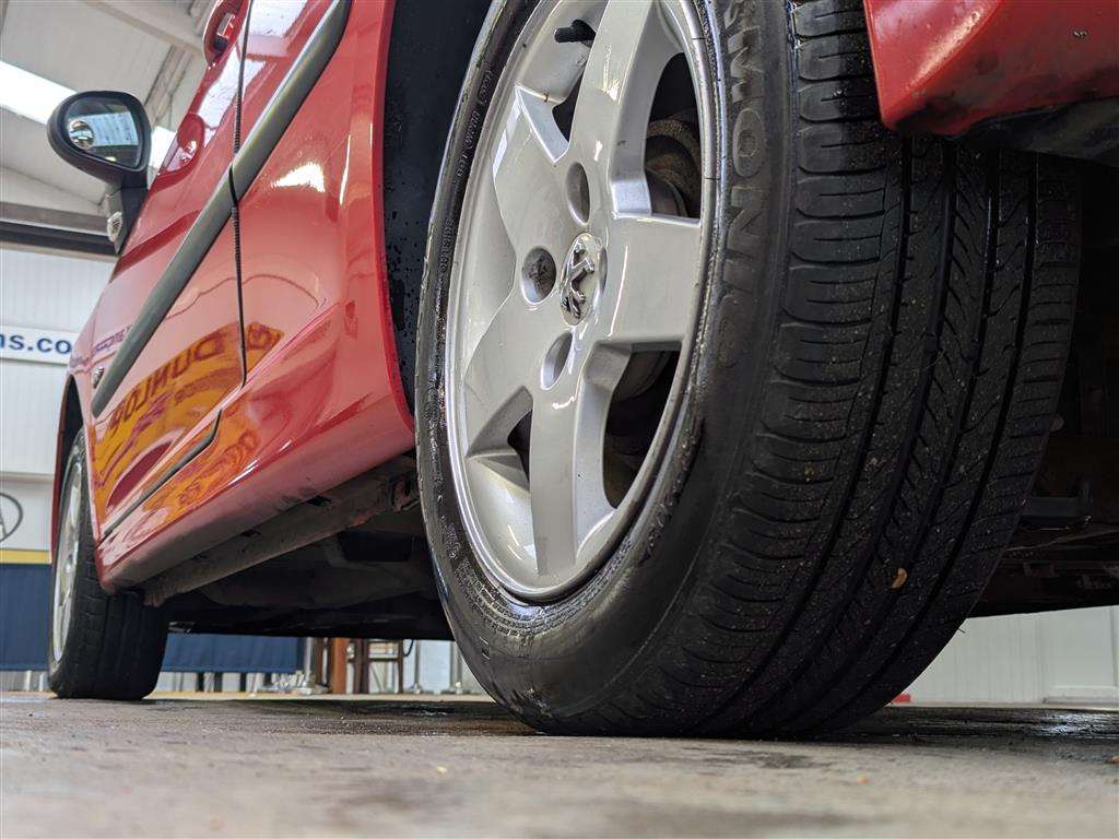 <p>2009 PEUGEOT 207 VERVE</p>