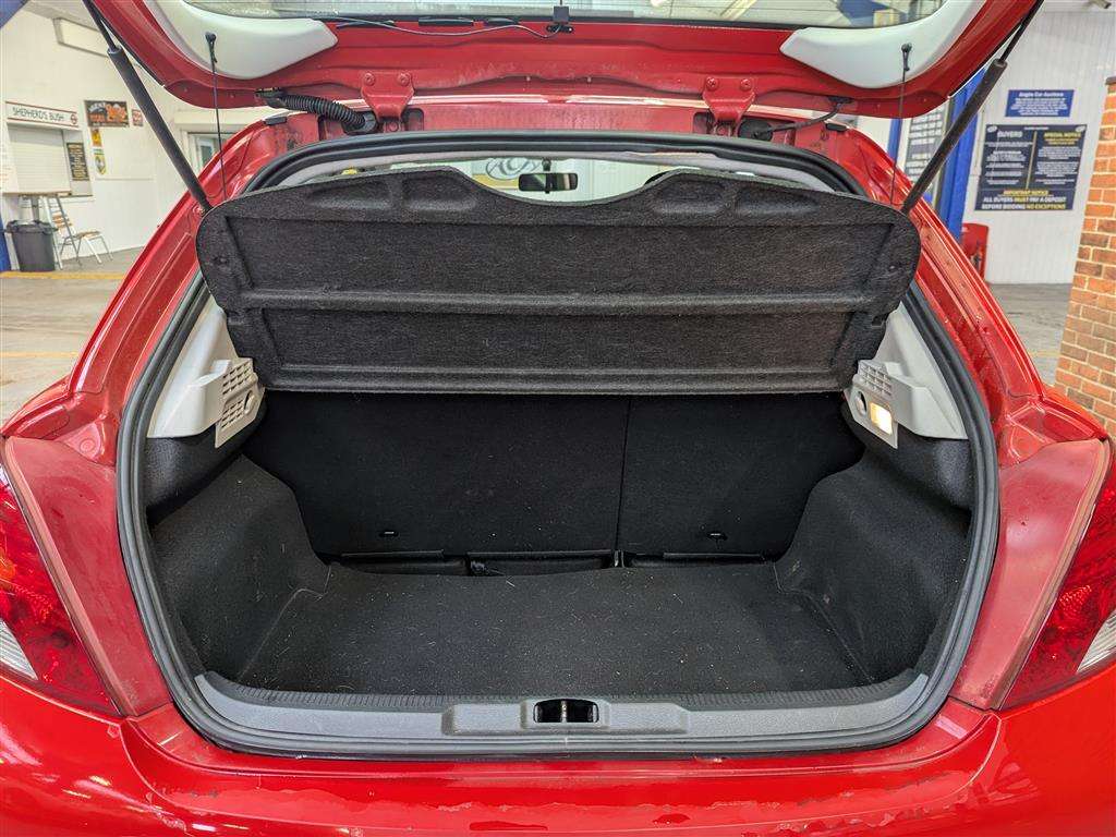 <p>2009 PEUGEOT 207 VERVE</p>