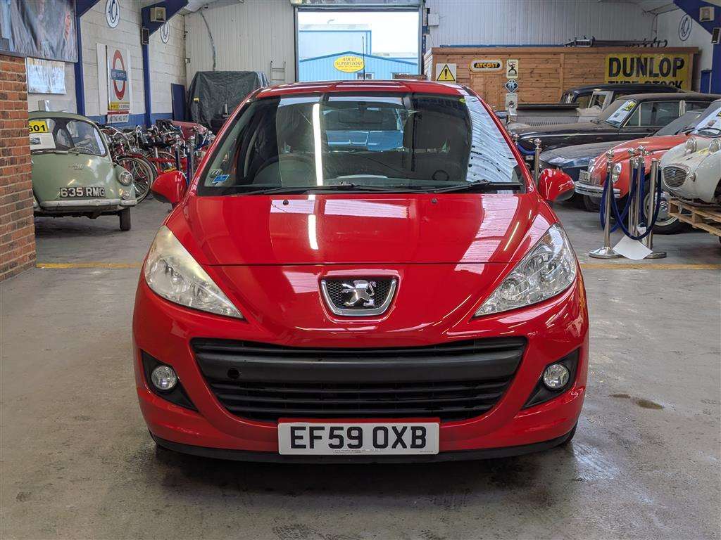 <p>2009 PEUGEOT 207 VERVE</p>