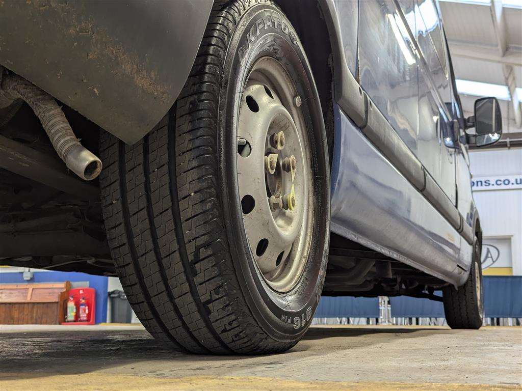 <p>2009 RENAULT MASTER LM39 DCI 120</p>