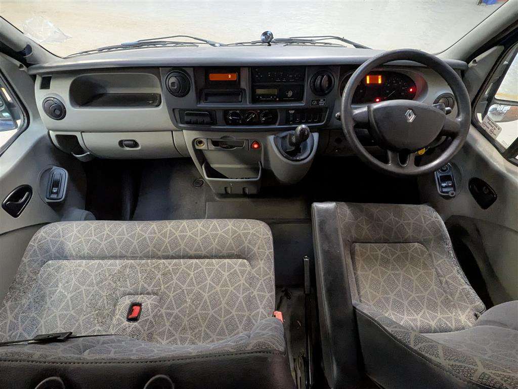 <p>2009 RENAULT MASTER LM39 DCI 120</p>