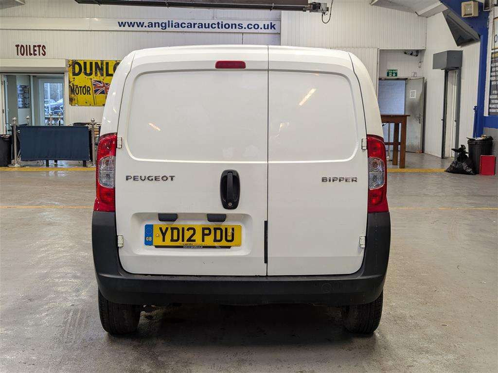 <p>2012 PEUGEOT BIPPER S HDI</p>