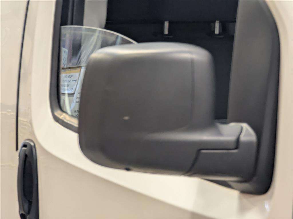 <p>2012 PEUGEOT BIPPER S HDI</p>