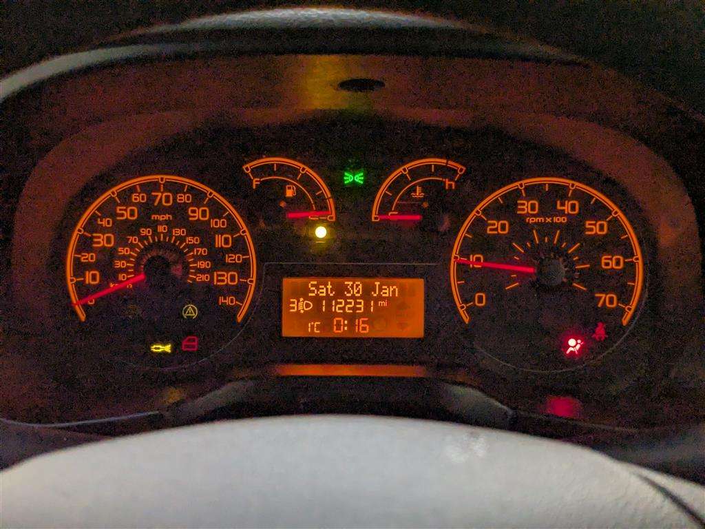 <p>2012 PEUGEOT BIPPER S HDI</p>