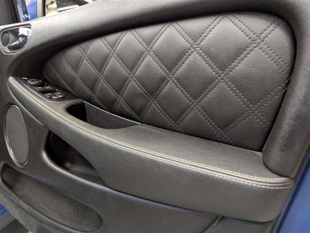 <p>2008 JAGUAR X-TYPE SE</p>