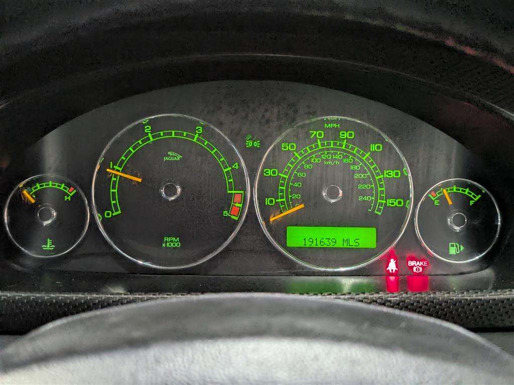 <p>2008 JAGUAR X-TYPE SE</p>