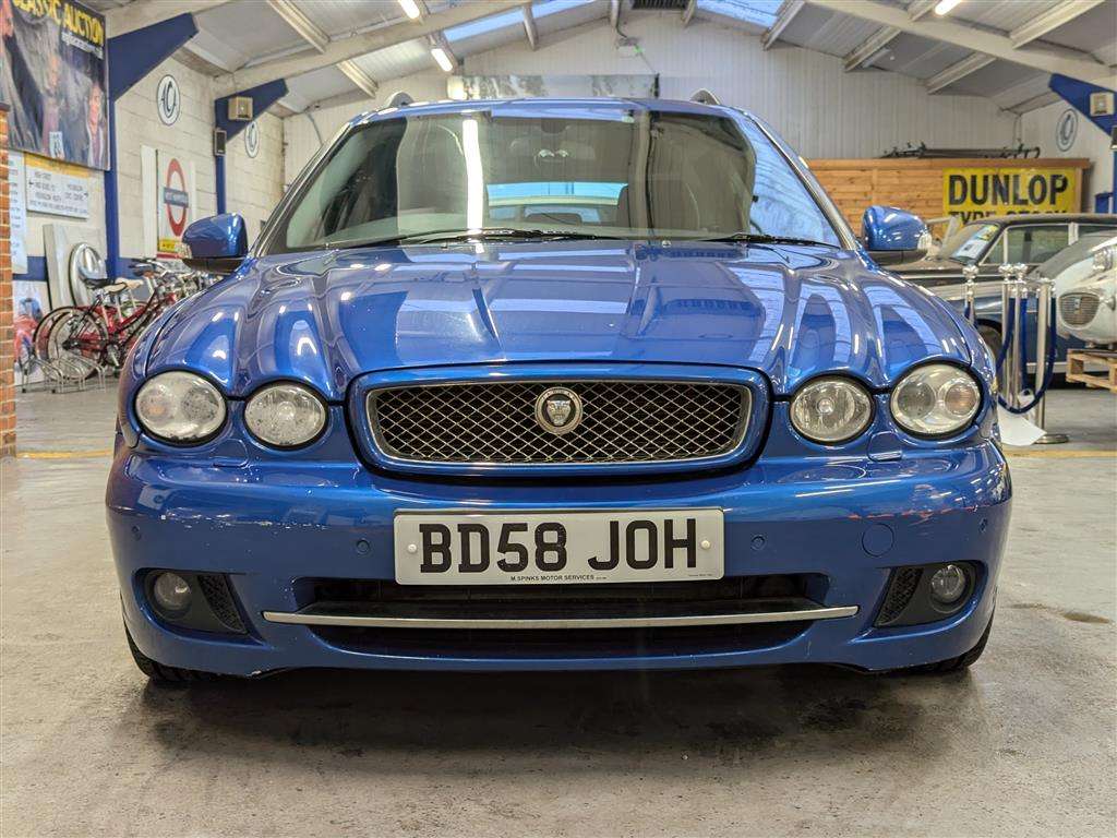 <p>2008 JAGUAR X-TYPE SE</p>