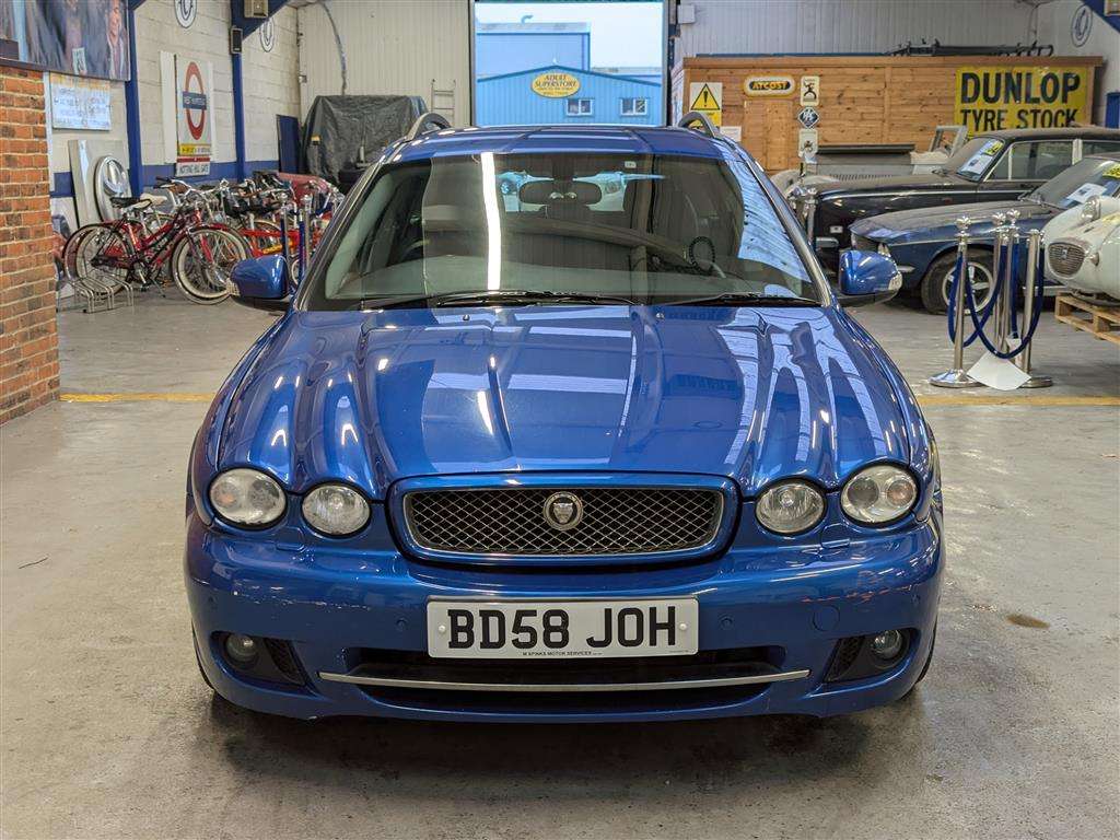 <p>2008 JAGUAR X-TYPE SE</p>