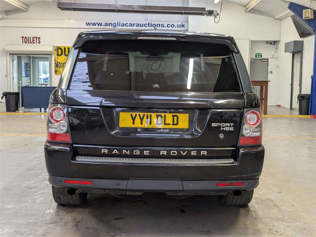<p>2011 LAND ROVER RANGE ROVER SP HSE TDV6 A</p>