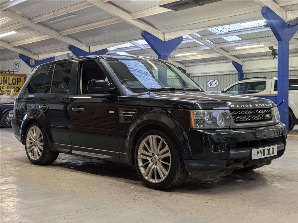 <p>2011 LAND ROVER RANGE ROVER SP HSE TDV6 A</p>